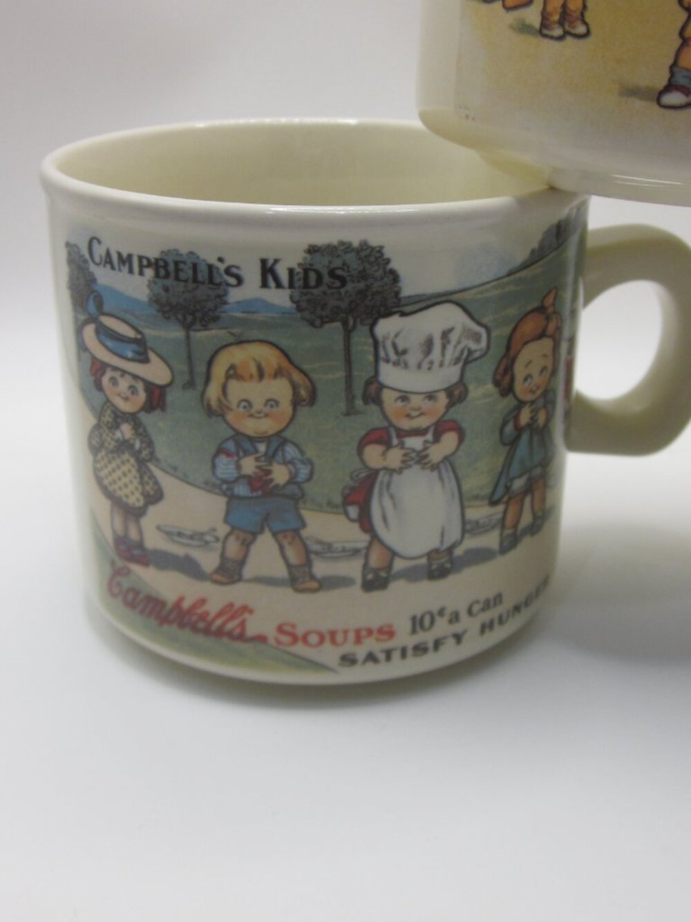 Vintage Look Campbell Kids Mugs - Picture 3 of 5